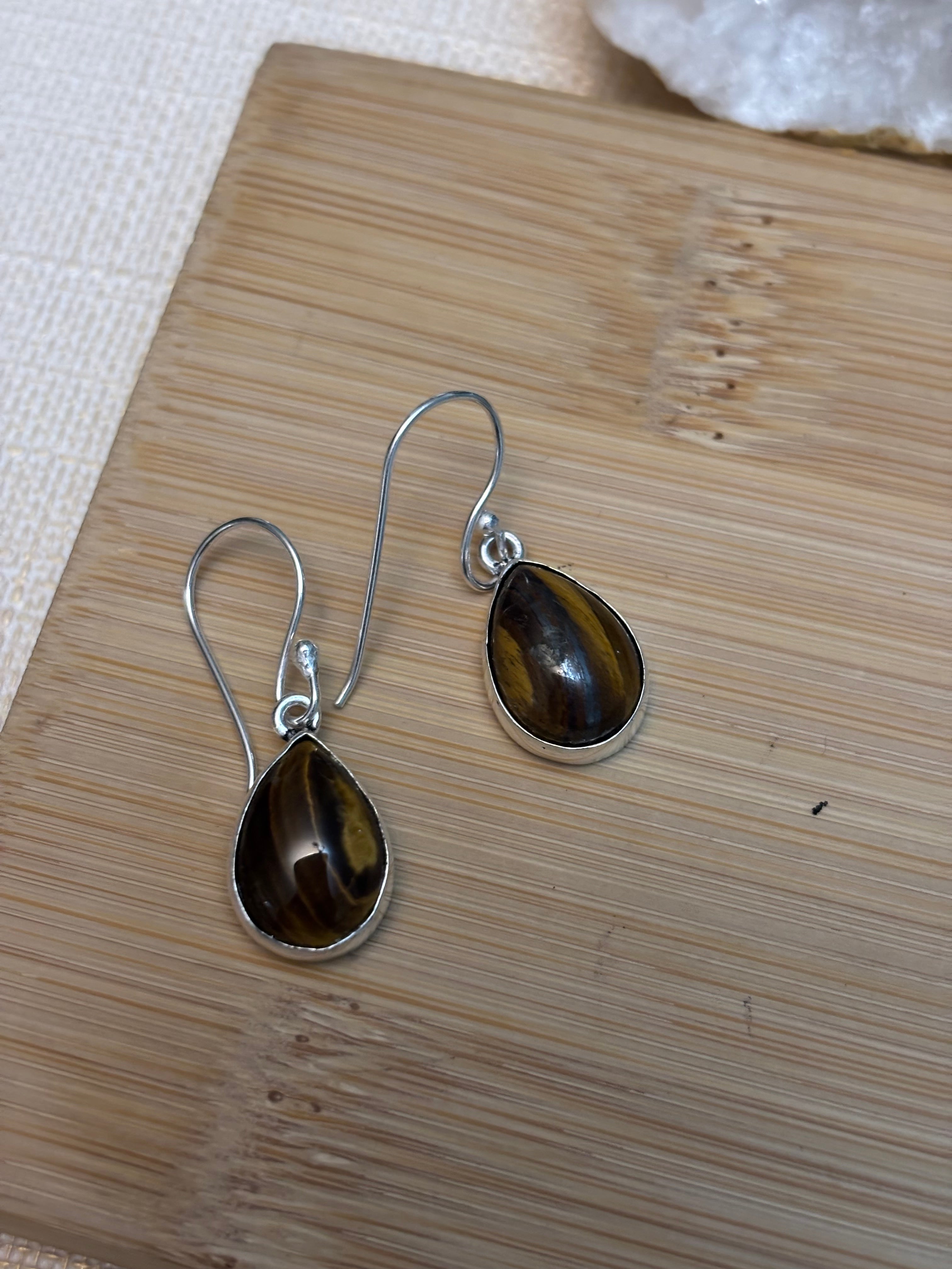 Boucles d'oreille en œil de tigre - Argent plaqué